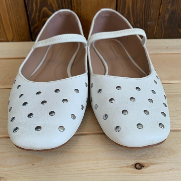 Time And Tru Memory Foam Elegant White Studded Women's Flats - Picture 4 of 9